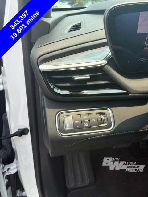 Used 2026 Buick Enclave Preferred AWD/4WD image 11