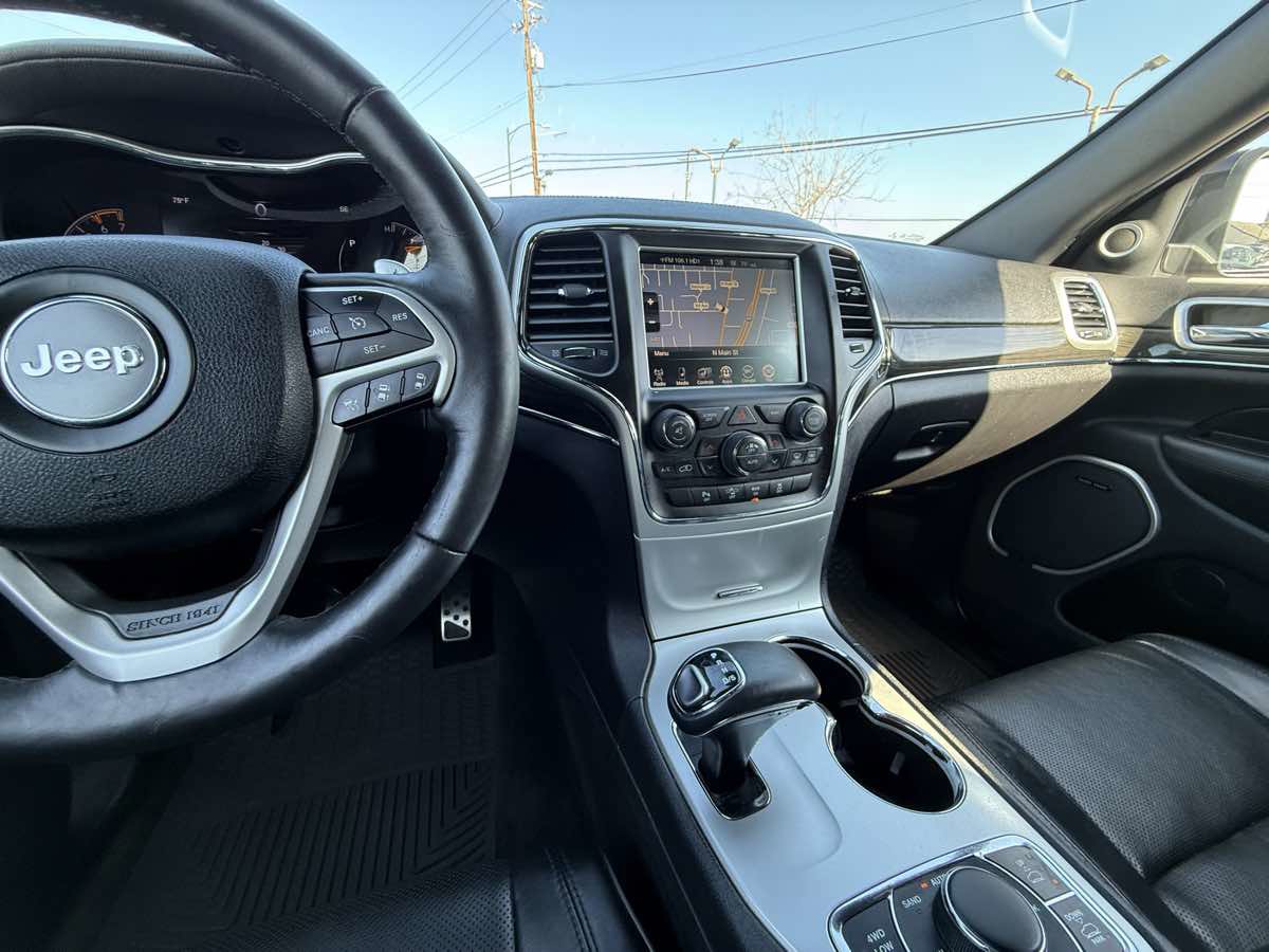 Used 2015 Jeep Grand Cherokee High Altitude image 14