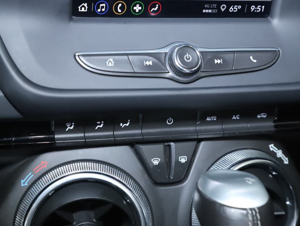 Used 2022 Chevrolet Camaro LT RWD image 29