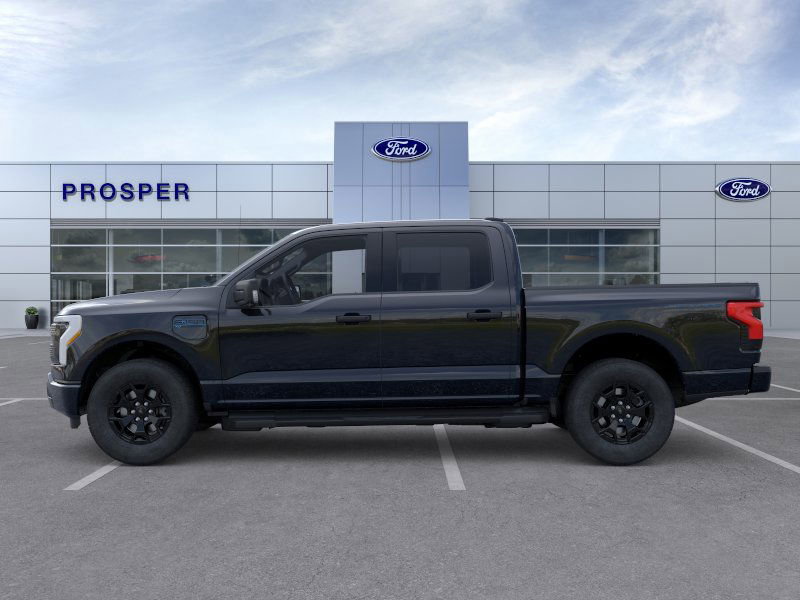 New 2025 Ford F150 Lightning XLT image 3