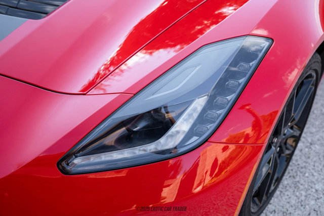 Used 2019 Chevrolet Corvette Stingray Coupe w/ Carbon Flash Badge Package image 80