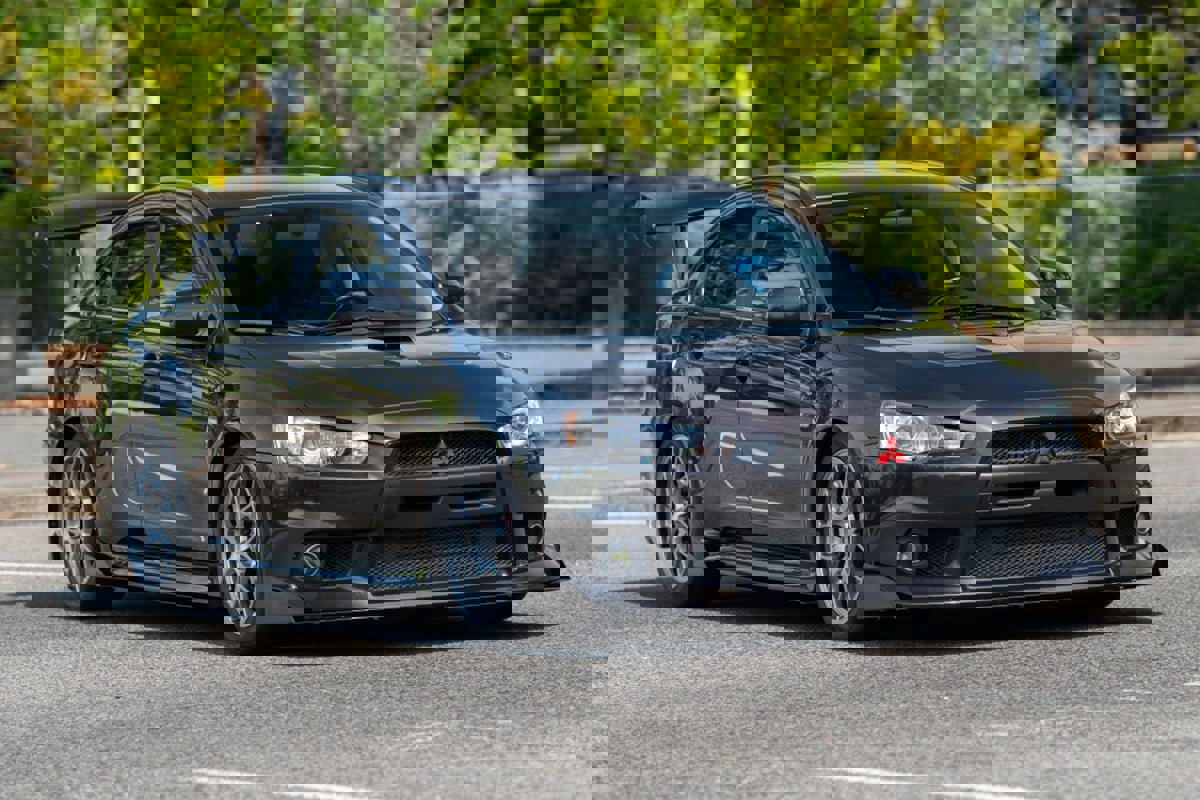 Used 2013 Mitsubishi Lancer Evolution MR image 18