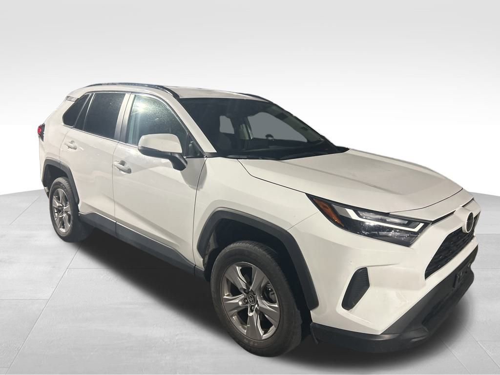 Used 2025 Toyota RAV4 XLE AWD/4WD video 2