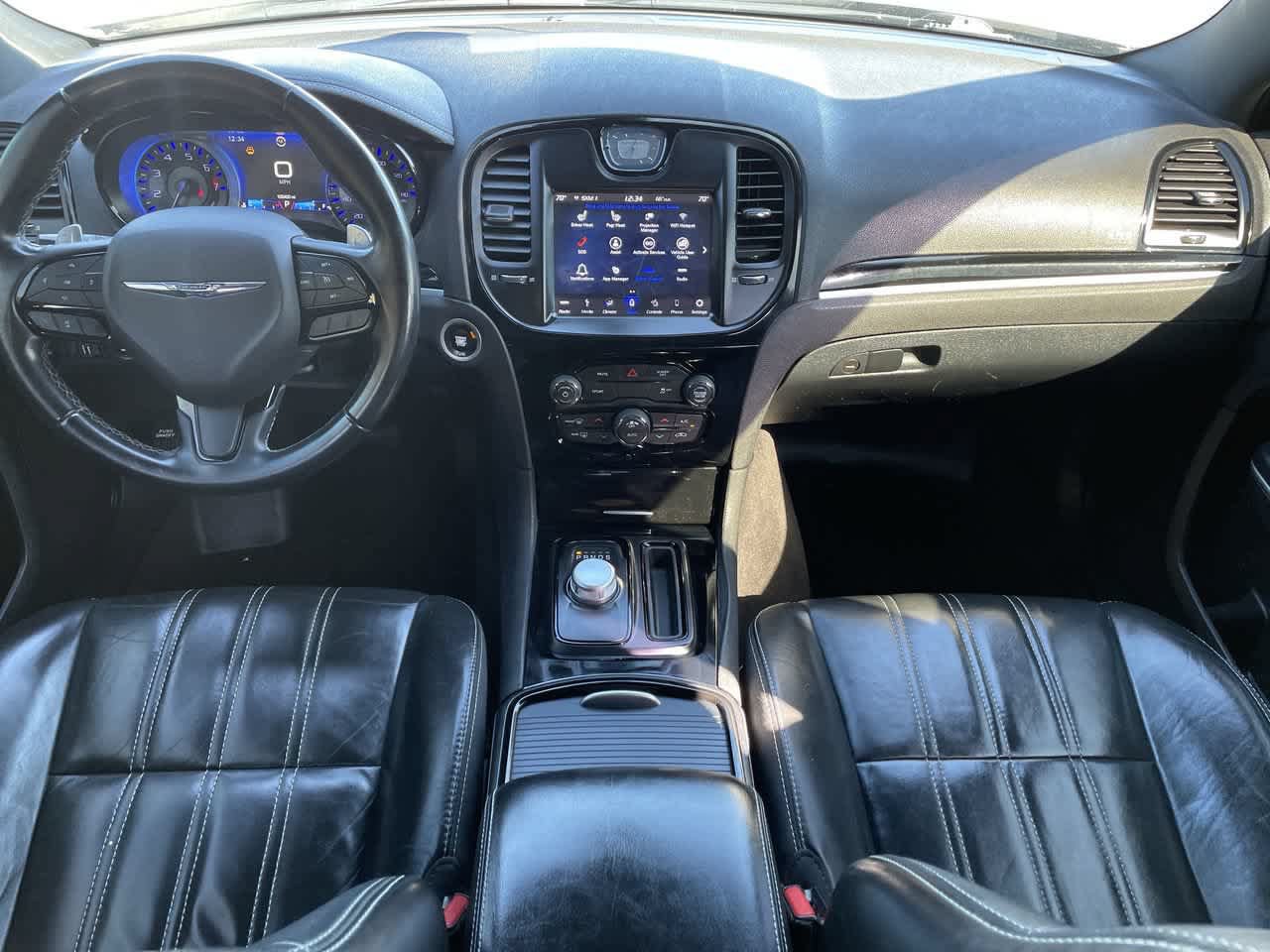 Used 2018 Chrysler 300 S AWD/4WD image 21