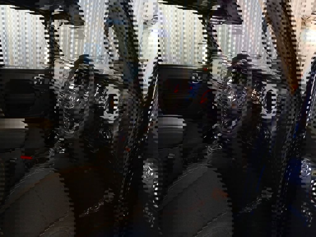 New 2026 Jeep Wrangler Unlimited Sport w/ Convenience Group image 27