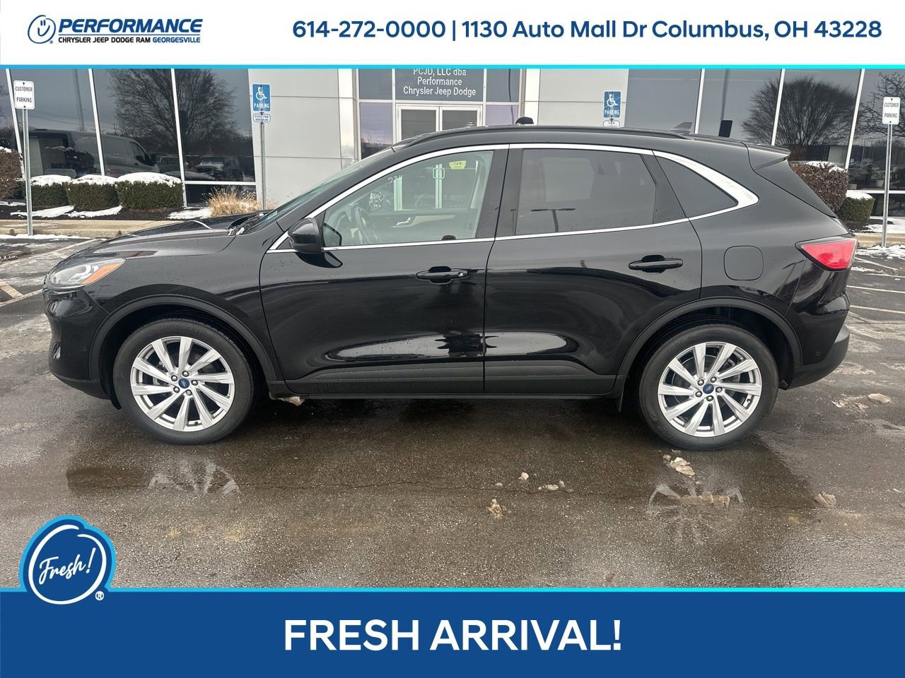 Used 2022 Ford Escape Titanium w/ Titanium Elite Package image 7