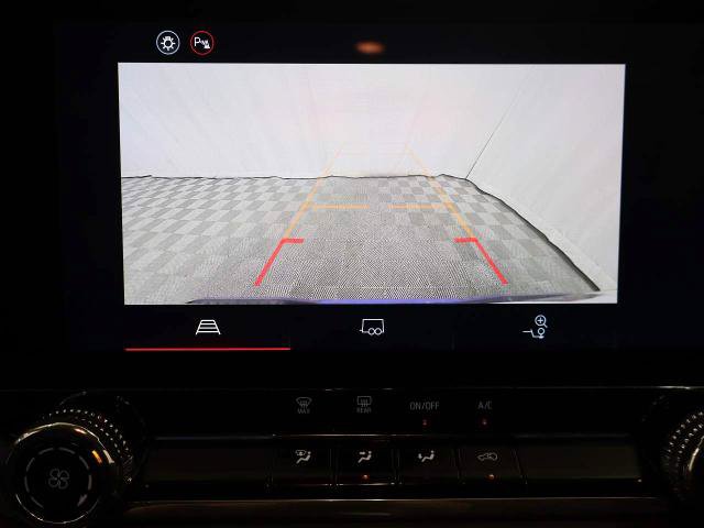 Used 2026 GMC Canyon Elevation RWD image 30