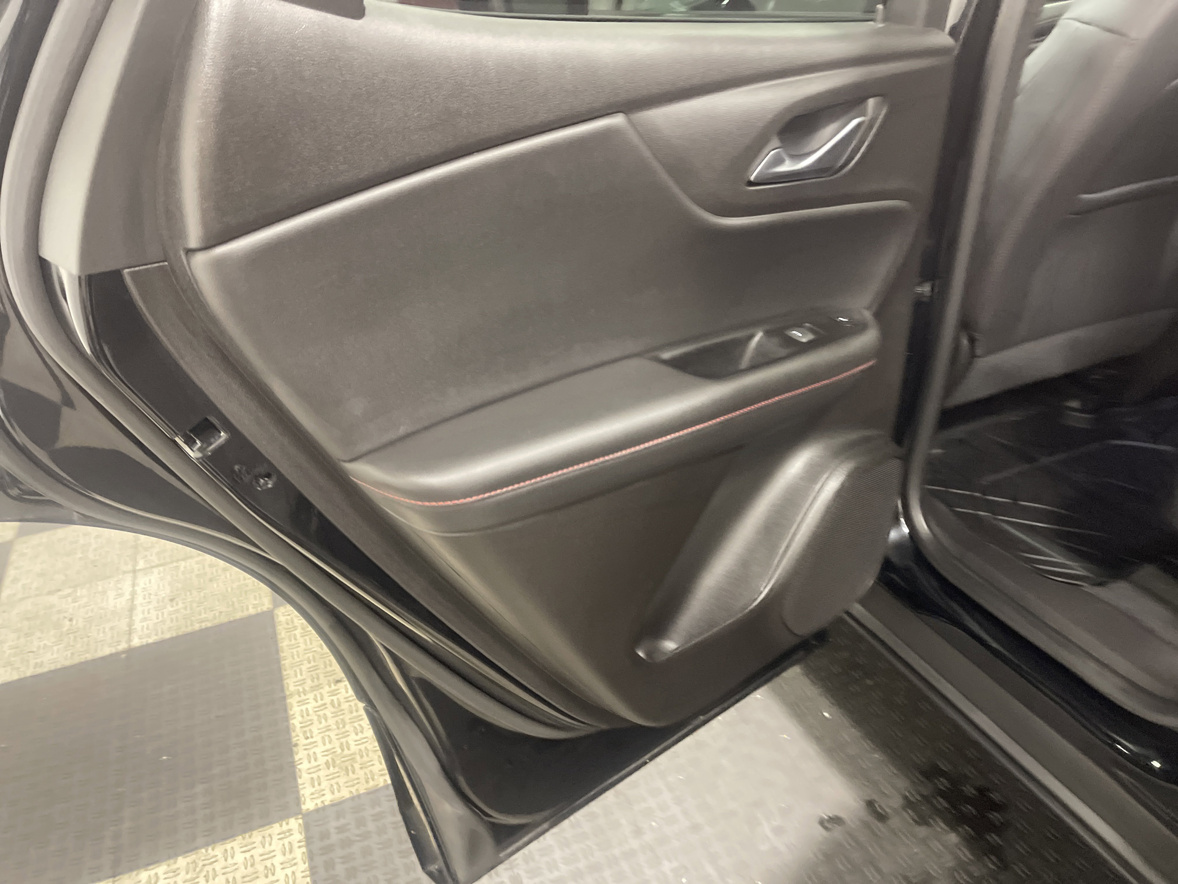 Used 2024 Chevrolet Blazer RS w/ Driver Confidence II Package image 15