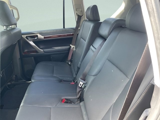 Used 2019 Lexus GX 460 Premium image 17