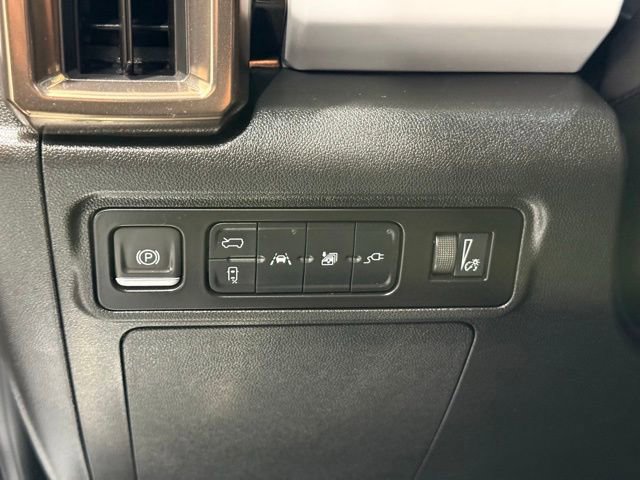 Used 2024 GMC Hummer EV 3X AWD/4WD image 33