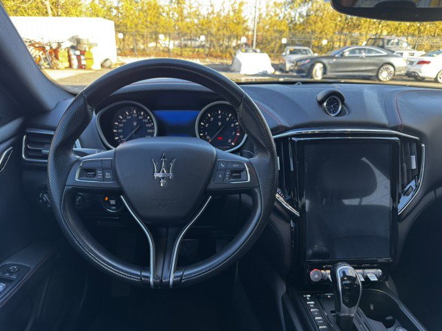 Used 2018 Maserati Ghibli RWD image 26