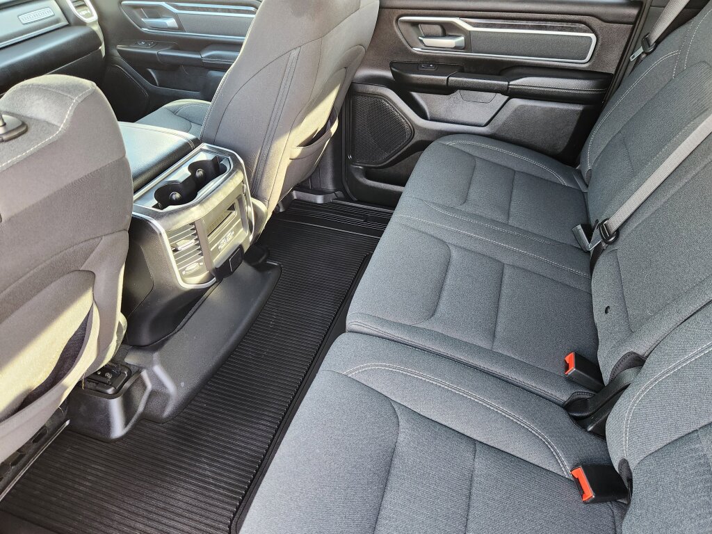 Used 2023 RAM 1500 Big Horn AWD/4WD image 9