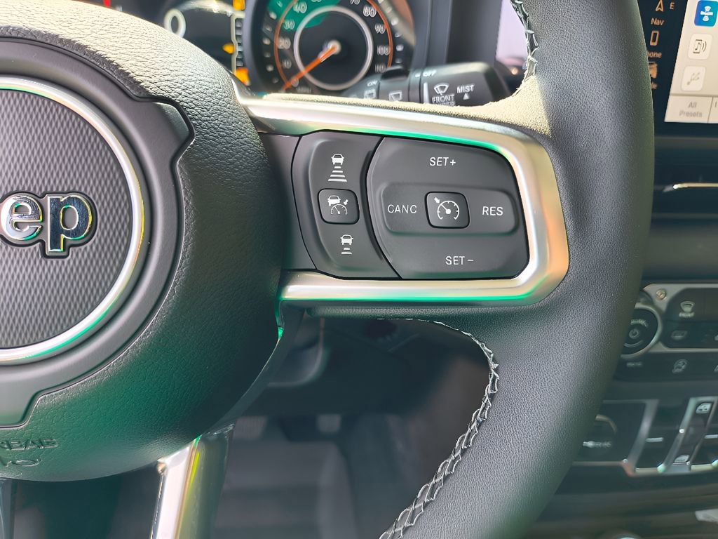 New 2025 Jeep Wrangler Sahara image 15