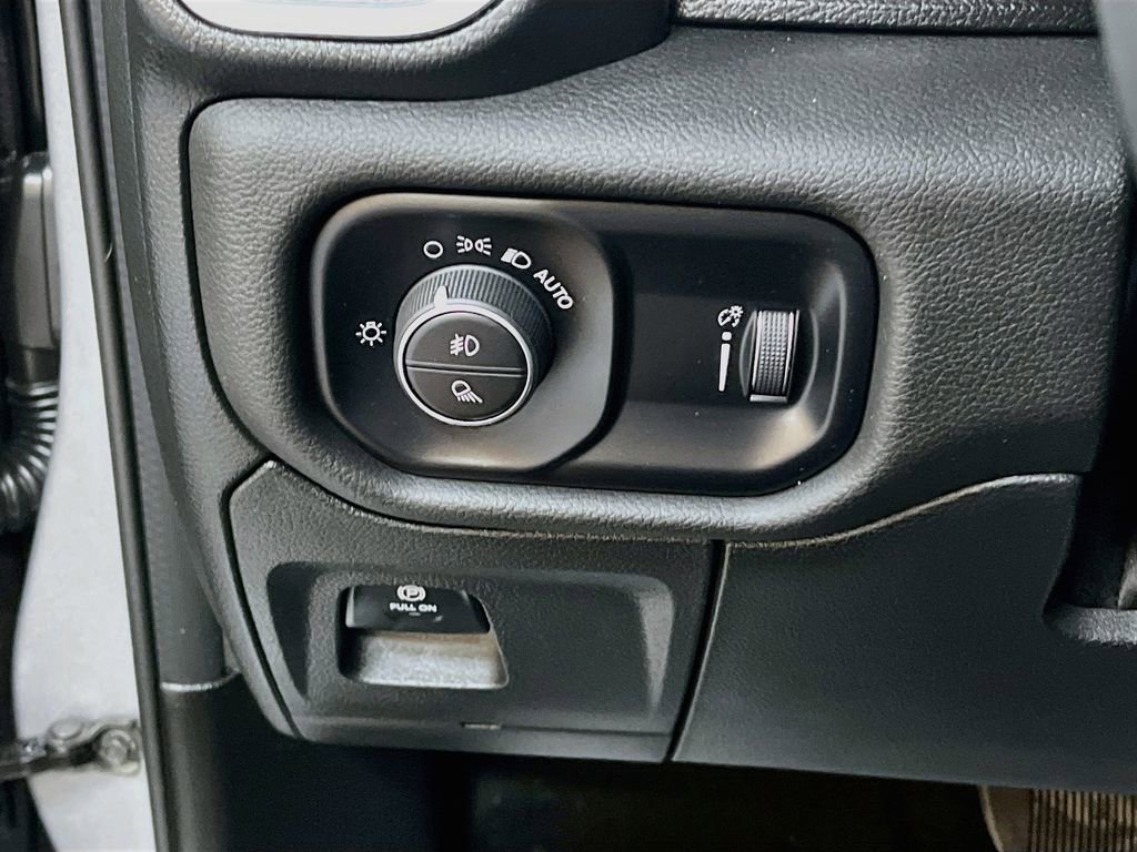 Used 2024 RAM 1500 Big Horn image 10