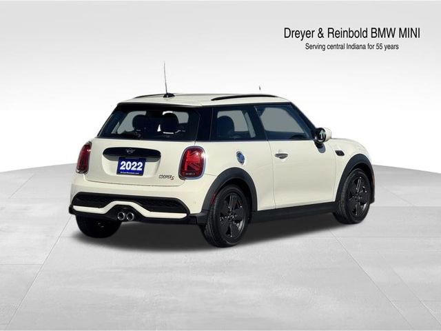 Used 2022 MINI Cooper S image 4
