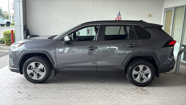 Used 2024 Toyota RAV4 XLE w/ Convenience Package FWD image 4