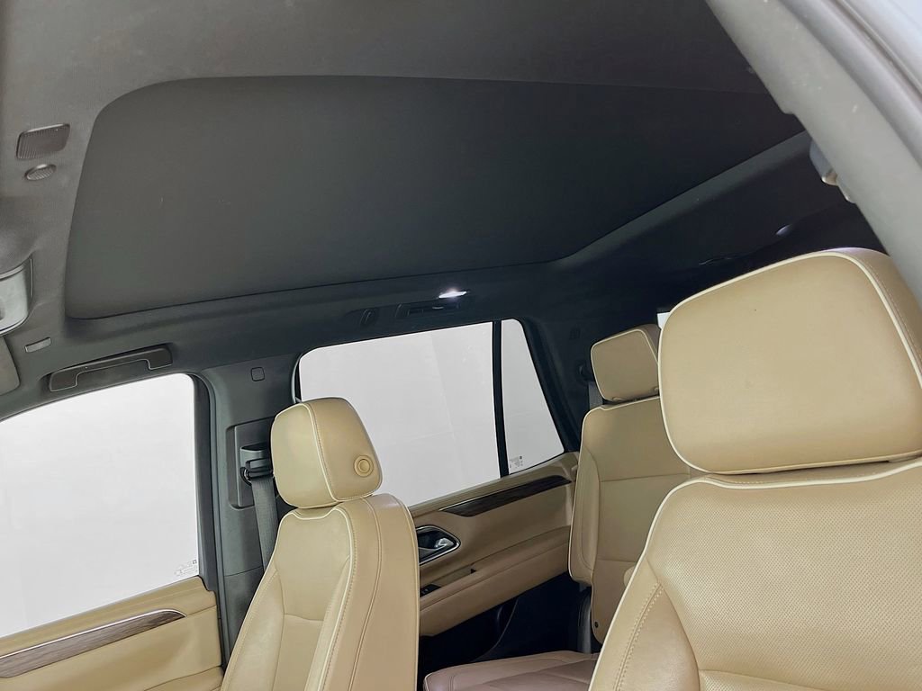 Used 2021 Chevrolet Tahoe Premier w/ Premium Package image 25