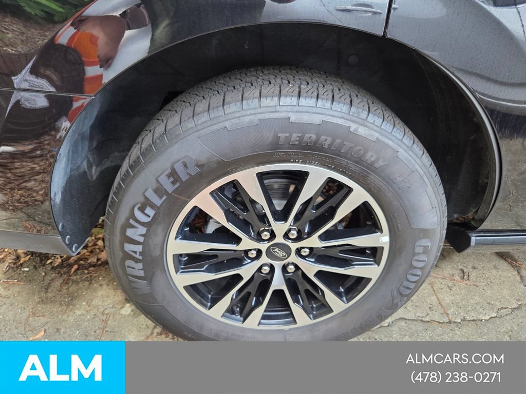 Used 2025 Ford Expedition Platinum AWD/4WD image 15