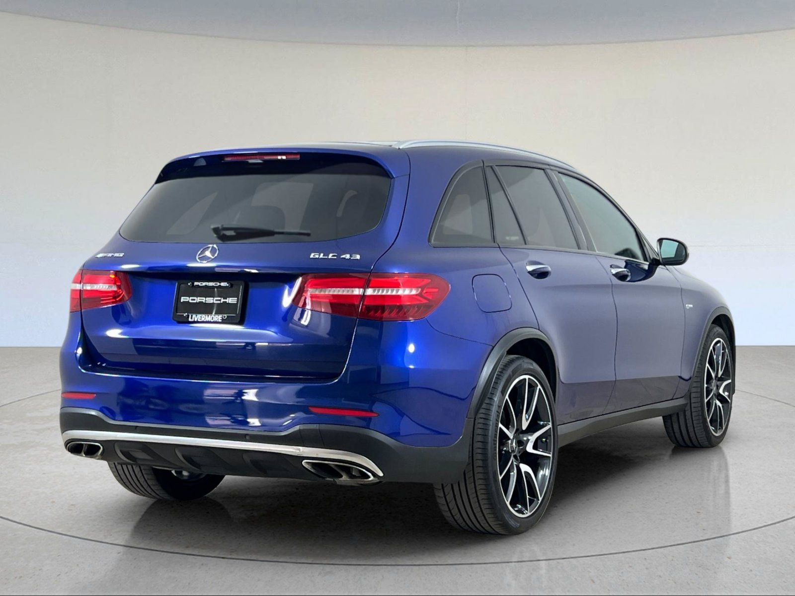 Used 2018 Mercedes-Benz GLC 43 AMG 4MATIC image 8