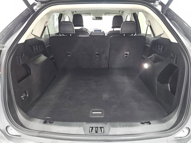 Used 2024 Ford Edge SEL w/ Convenience Package image 17