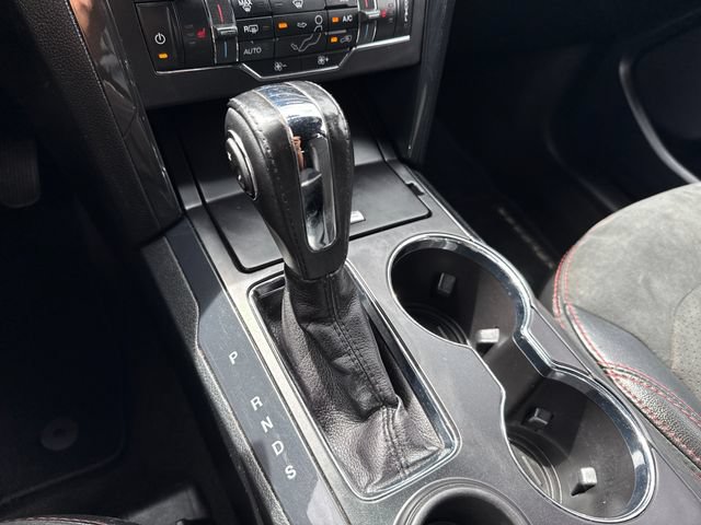 Used 2018 Ford Explorer XLT w/ Equipment Group 202A FWD image 27