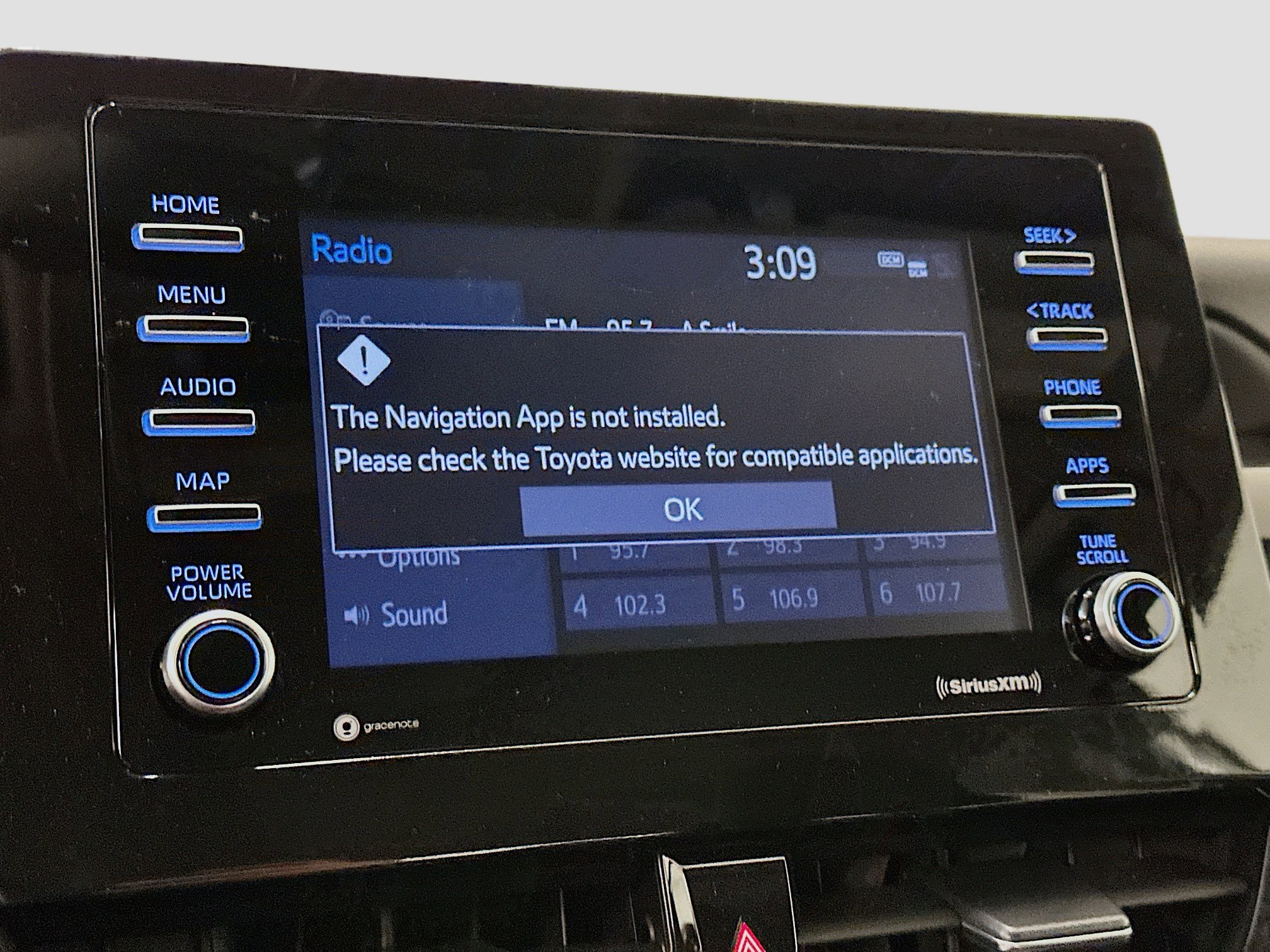 Used 2024 Toyota Camry LE FWD image 22