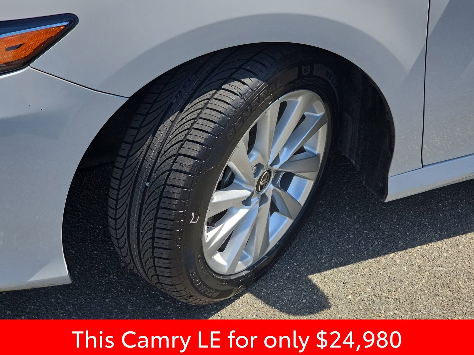 Used 2024 Toyota Camry LE FWD image 38