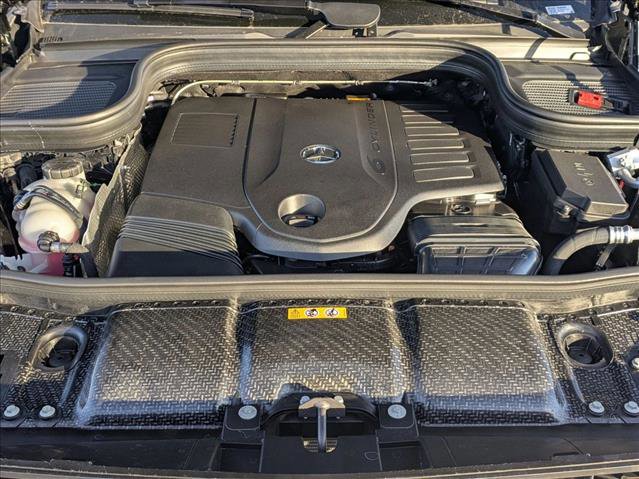 New 2026 Mercedes-Benz GLS 450 4MATIC image 15