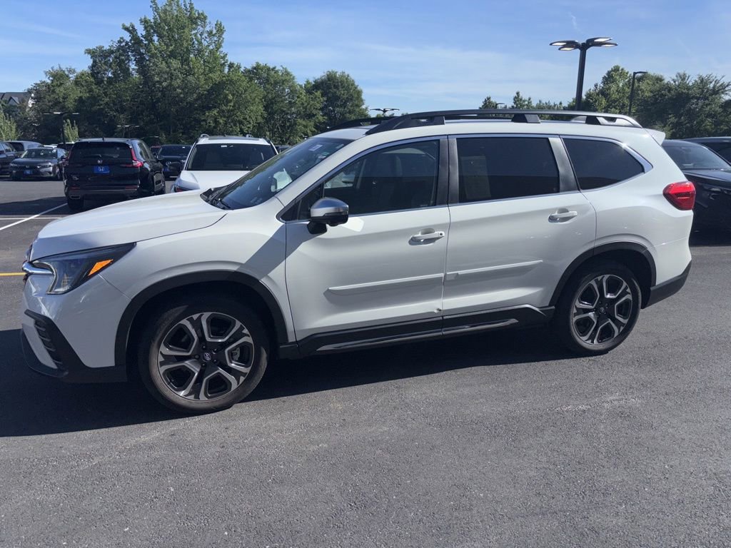 Used 2023 Subaru Ascent Limited w/ Technology Package AWD/4WD image 1