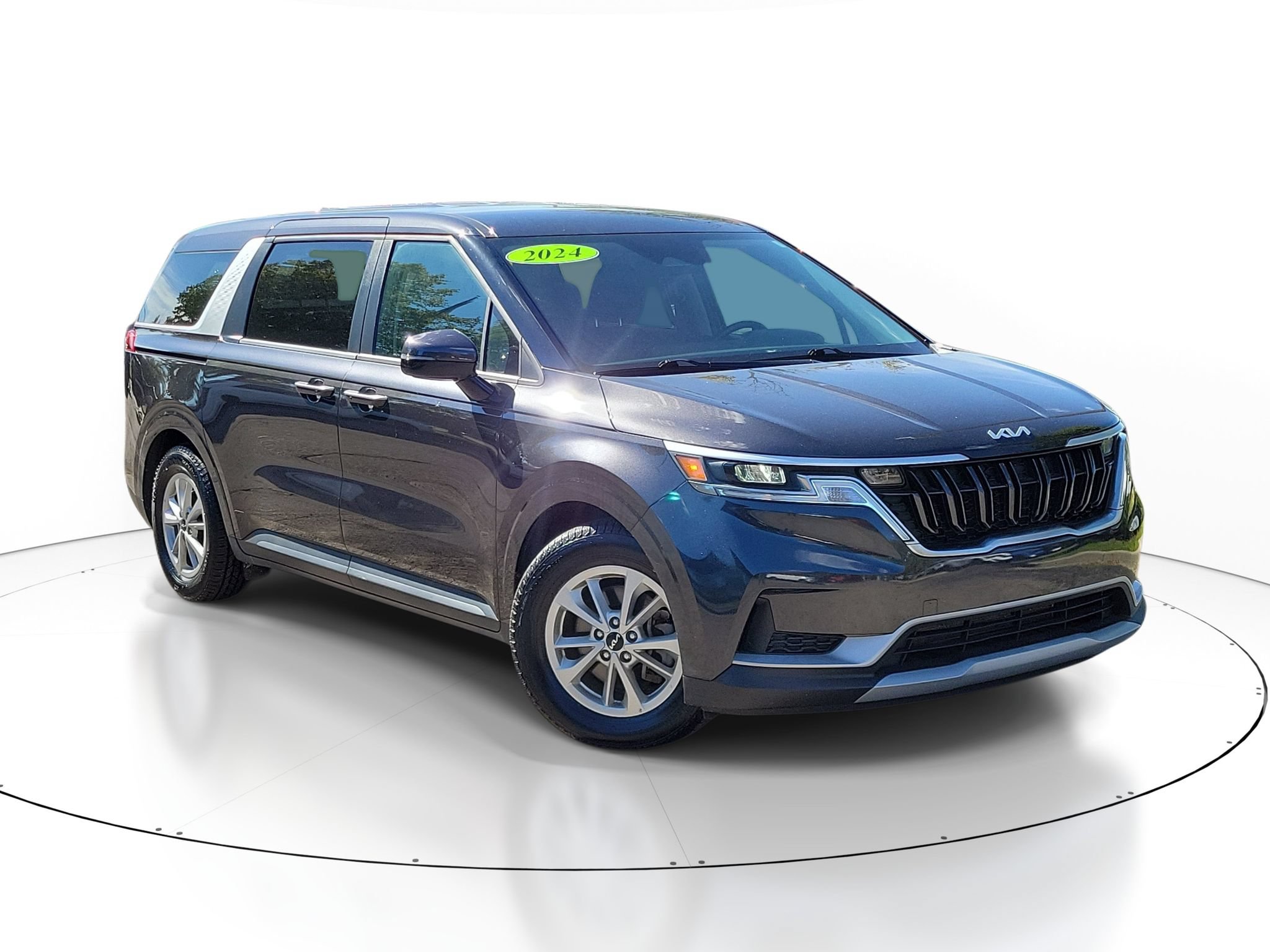 Used 2024 Kia Carnival LX