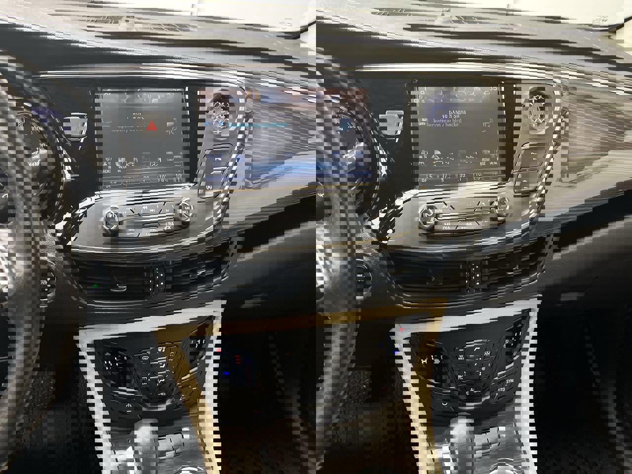 Used 2019 Buick Envision Preferred image 18