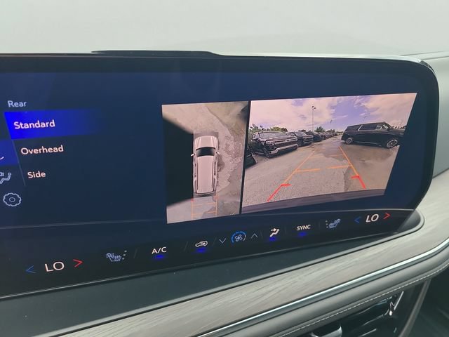 New 2026 Chevrolet Suburban LT w/ Comfort Package RWD image 31