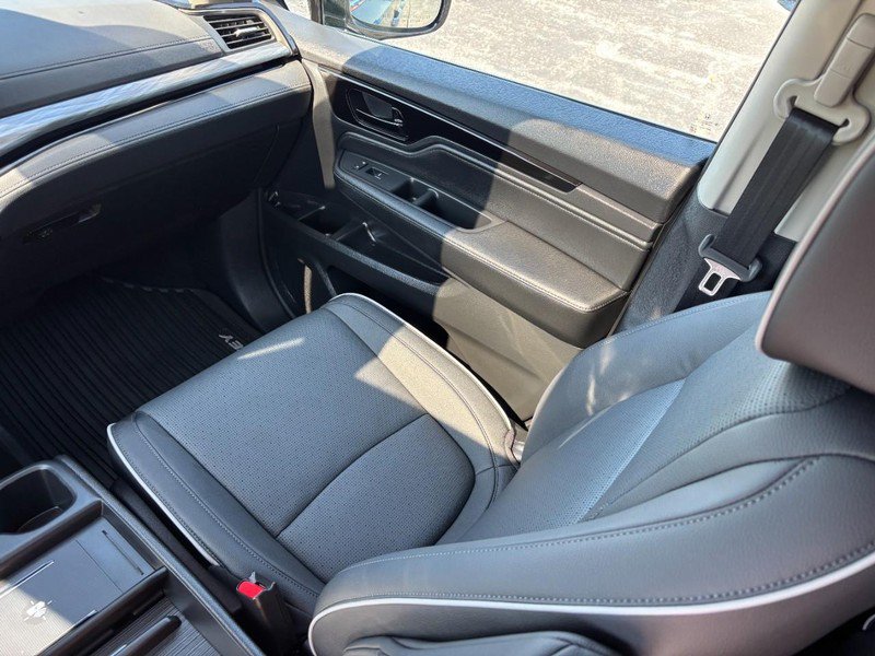 Used 2026 Honda Odyssey Elite image 16