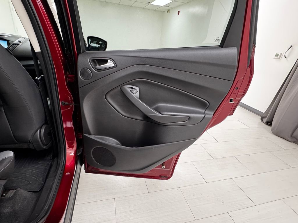 Used 2014 Ford Escape SE w/ Equipment Group 201A image 15