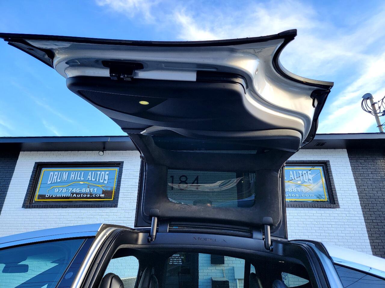 Used 2017 Tesla Model X 75D image 39