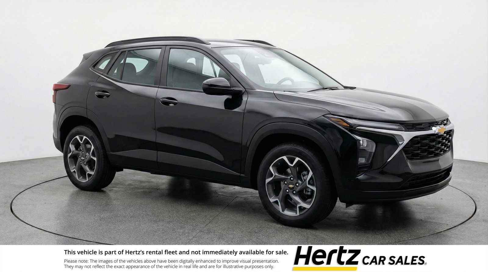 Used 2025 Chevrolet Trax LT image 1
