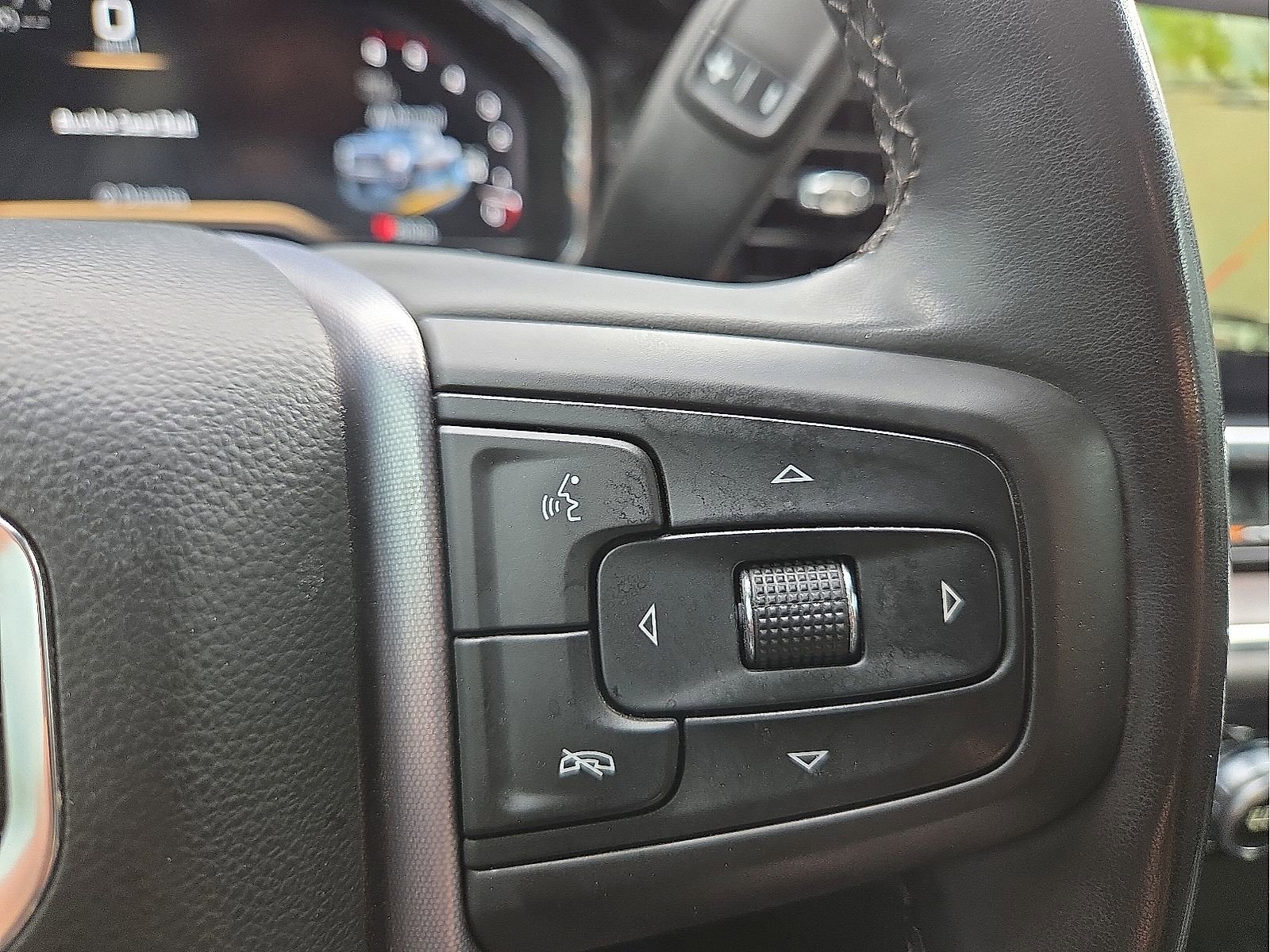 Used 2025 GMC Sierra 2500 SLT AWD/4WD image 18