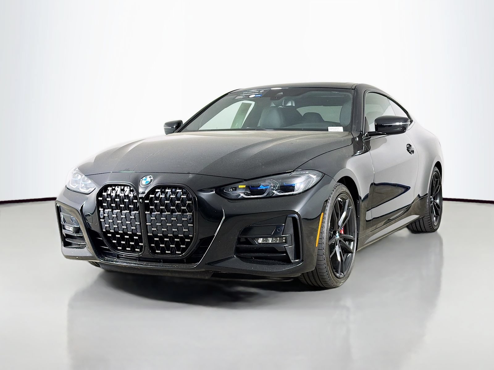 Certified 2023 BMW 430i Coupe w/ M Sport Package RWD image 3