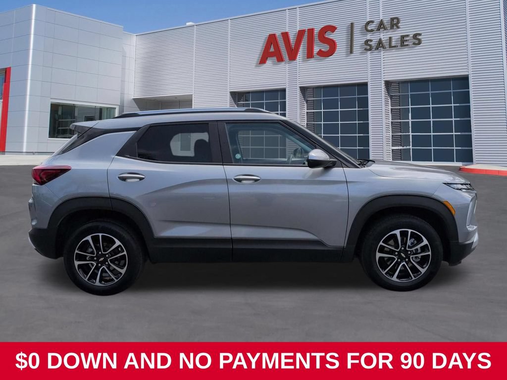 Used 2025 Chevrolet TrailBlazer LT AWD/4WD image 5