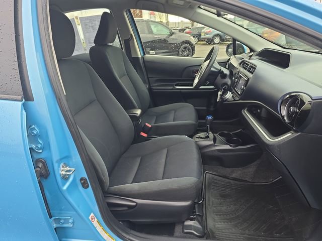 Used 2015 Toyota Prius C Two image 9