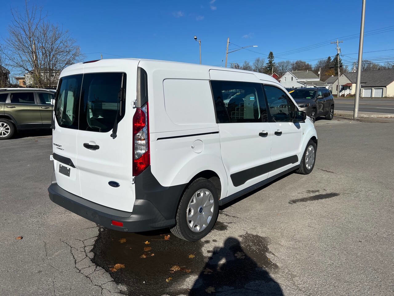 Used 2016 Ford Transit Connect XL image 5
