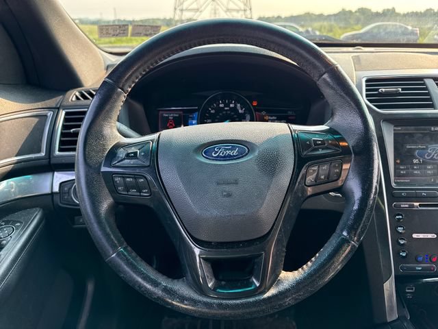 Used 2016 Ford Explorer Sport w/ Equipment Group 401A AWD/4WD image 21