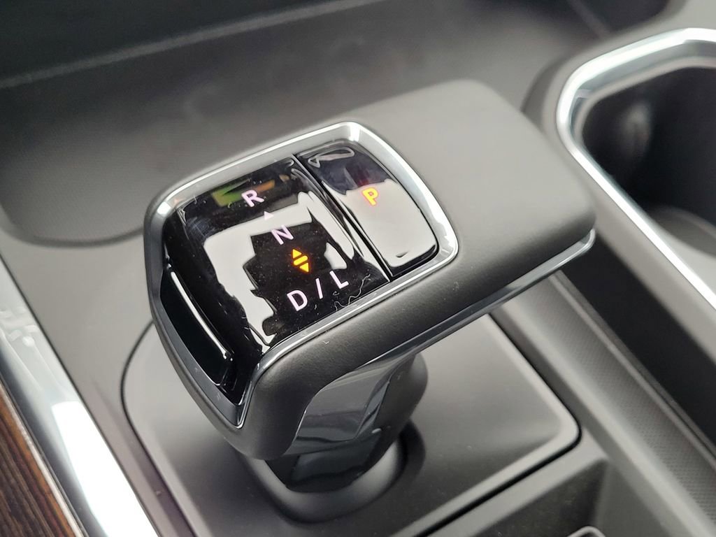 New 2026 GMC Sierra 1500 Elevation image 18