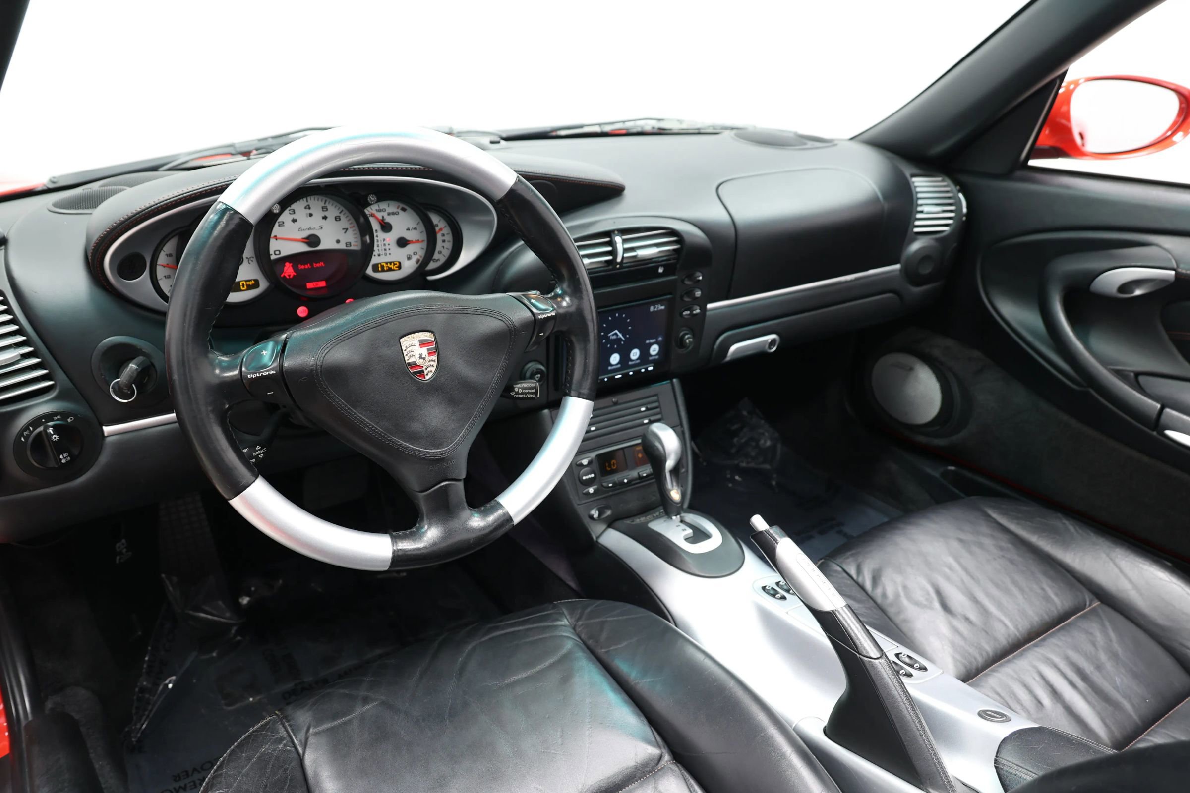 Used 2005 Porsche 911 Turbo image 2