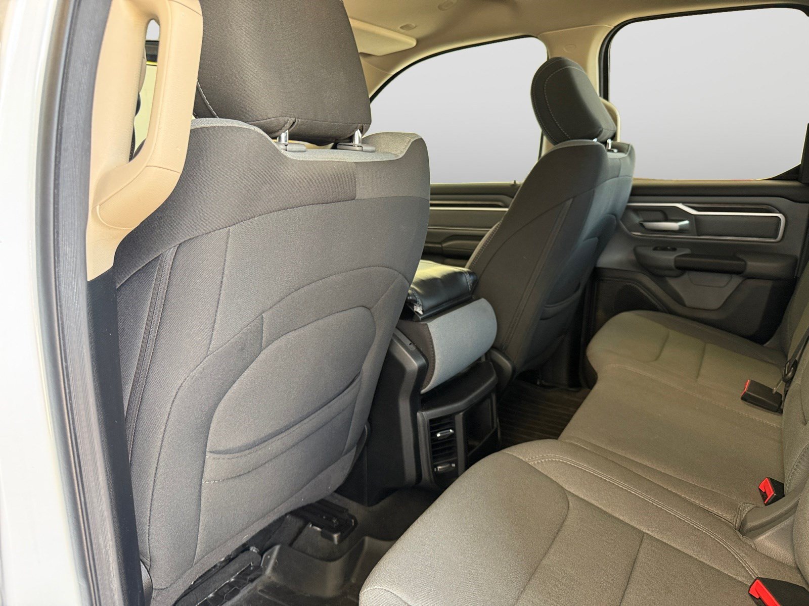 Used 2020 RAM 1500 Big Horn AWD/4WD image 18