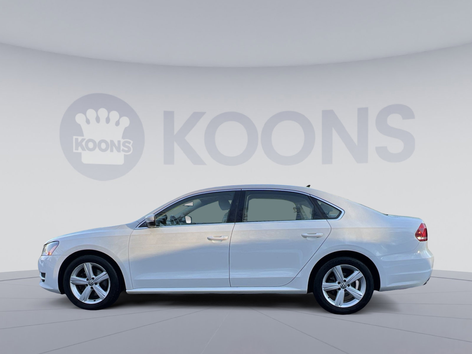 Used 2013 Volkswagen Passat 2.5 SE image 2