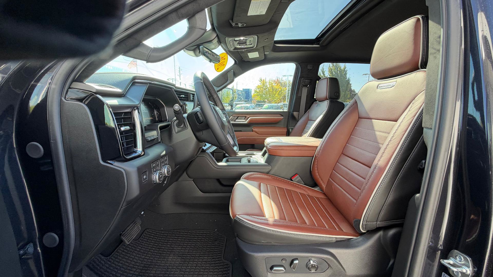 New 2026 GMC Sierra 2500 Denali Ultimate w/ Max Trailering Package AWD/4WD image 15