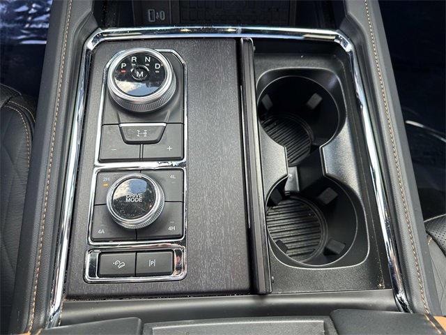 Certified 2024 Ford Expedition Max Platinum image 25