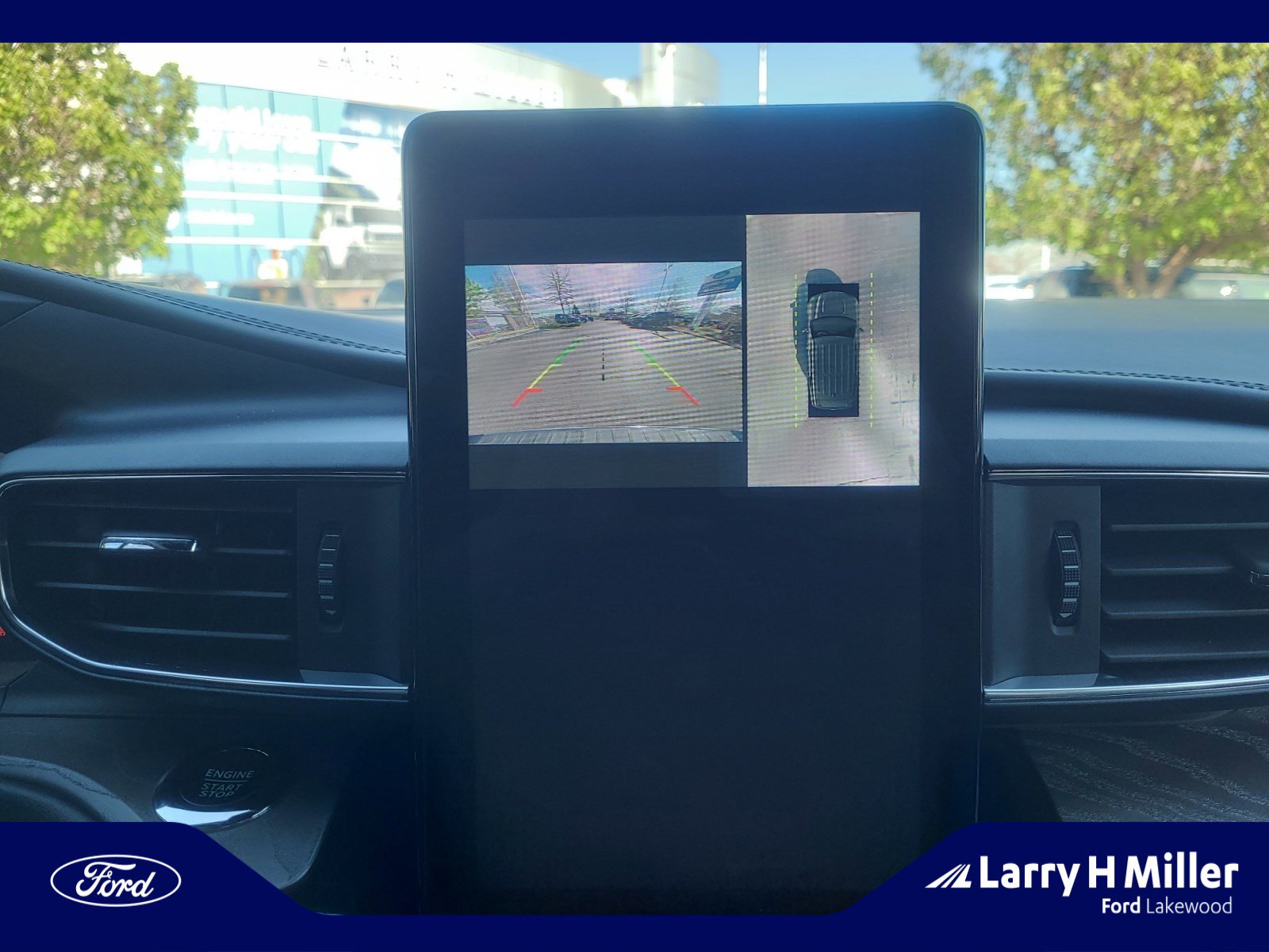 Used 2022 Ford Explorer Platinum w/ Equipment Group 601A image 28