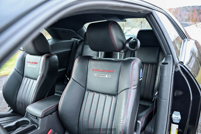 Used 2010 Dodge Challenger R/T w/ Mopar 10 Pkg image 21